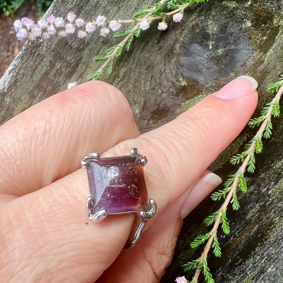 Amethyst Crystal Square Stone Purple Ring - Picture 4 of 7